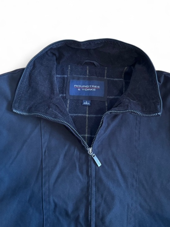 Roundtree & Yorke Men's Black Lightweight Zip Jacket - Picture 4 of 7